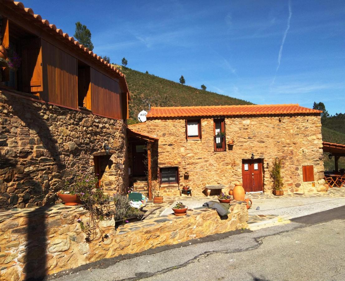 Montes da Senhora Refugio Do Raposo/Casa Denebヴィラ エクステリア 写真